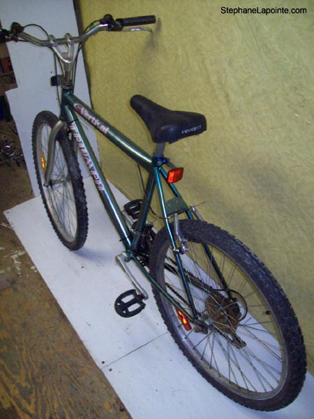 Vélo Triumph Vertical - StephaneLapointe.com
