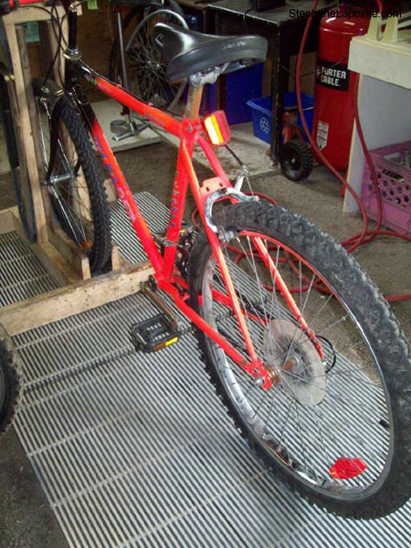 Vélo Leader LE 60730 - StephaneLapointe.com