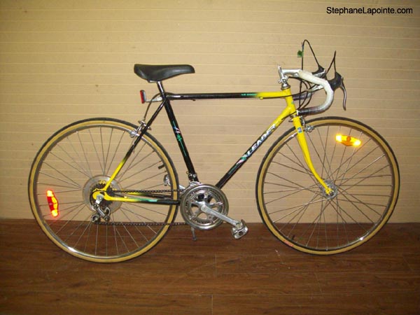 Vélo Leader LE 2000 - StephaneLapointe.com