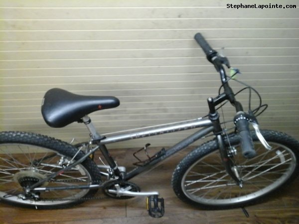 Vélo Specialized Hard Rock - StephaneLapointe.com