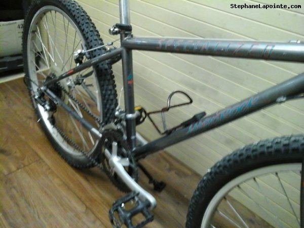 Vélo Specialized Hard Rock - StephaneLapointe.com