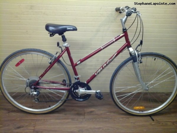 Vélo Velo Sport Classique - StephaneLapointe.com