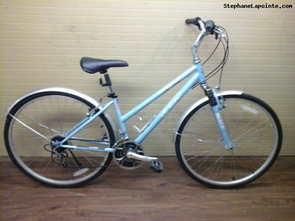 Vélo CCM Avenue 700 - StephaneLapointe.com