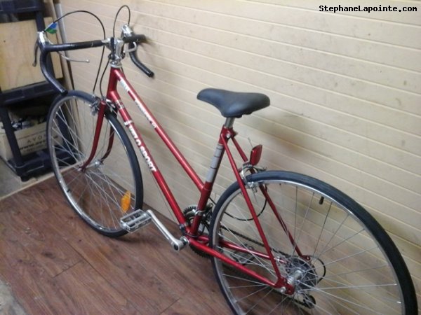 Vélo Velo Sport Express 10 - StephaneLapointe.com