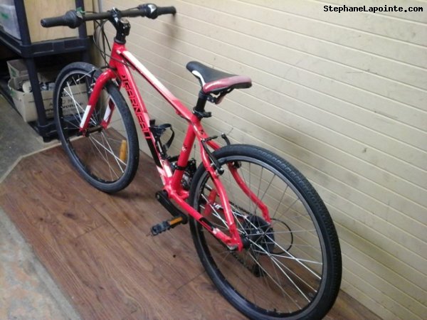Vélo Louis Garneau GO 2.4 - StephaneLapointe.com